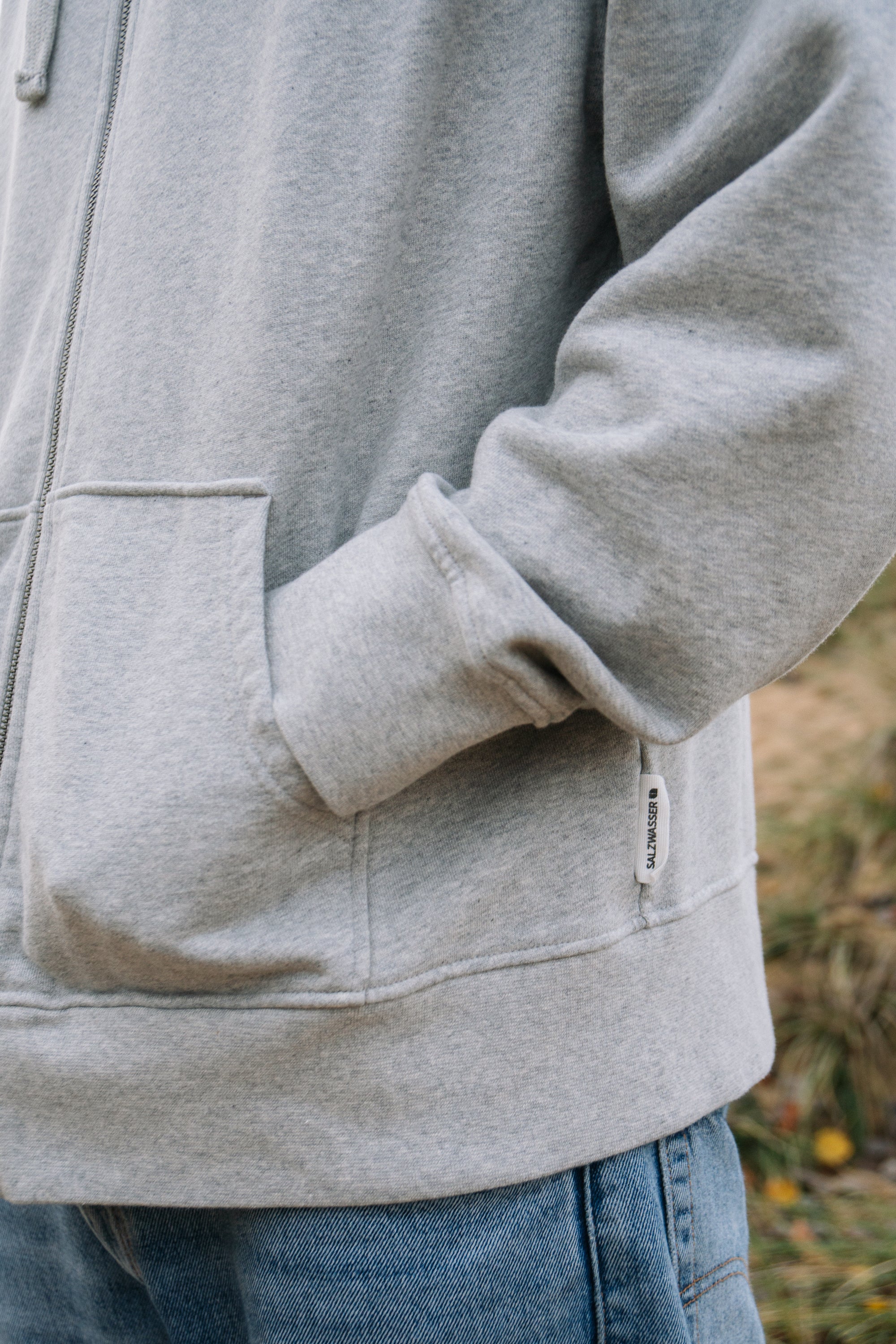 Hoodie mit Reißverschluss in Hellgrau