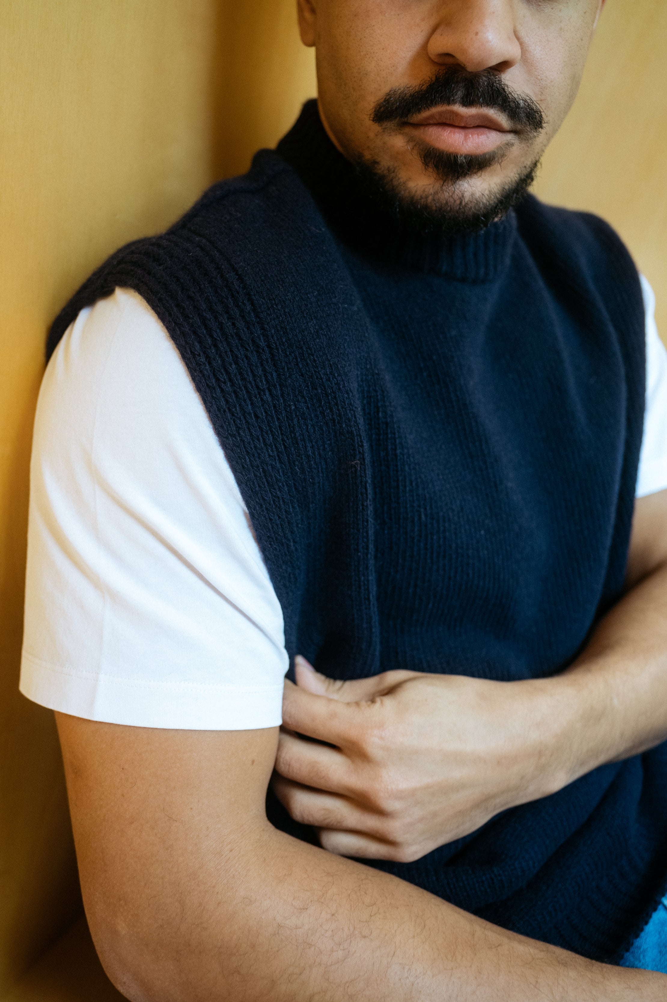 Strick Pullunder aus Wolle in bester Qualität dunkelblau