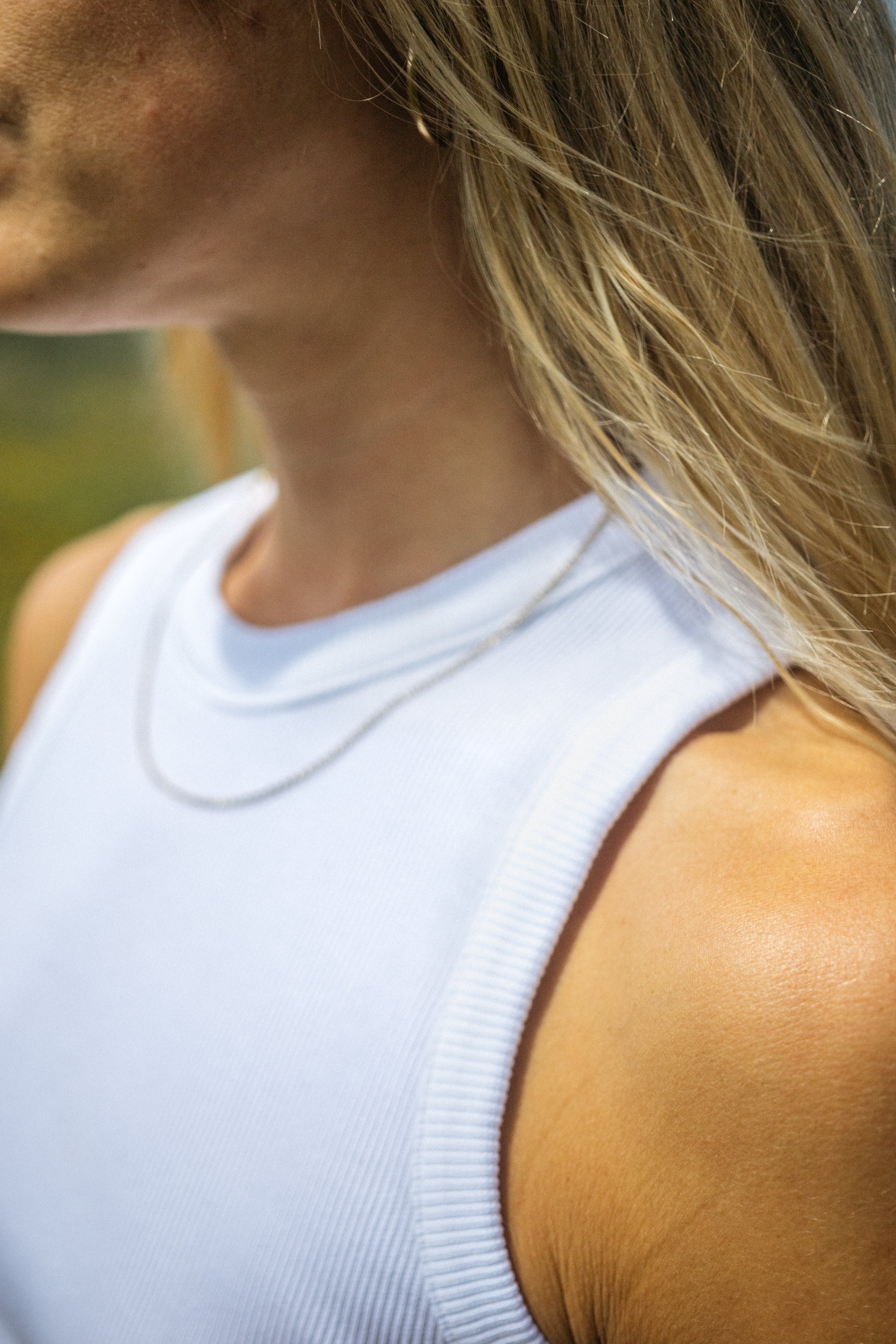 Klassisches Top mit hochwertigen Rippbündchen