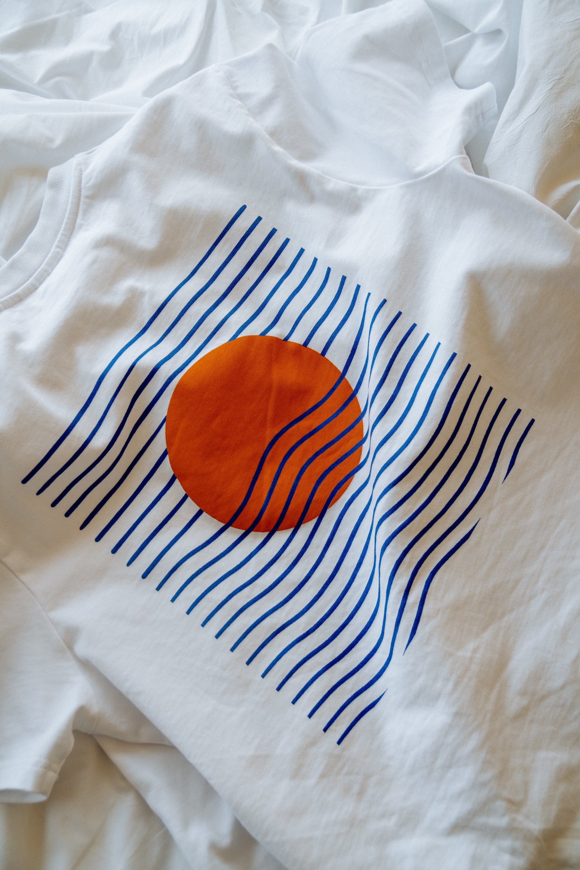 Weißes T-Shirt mit Backprint Miles Tewson