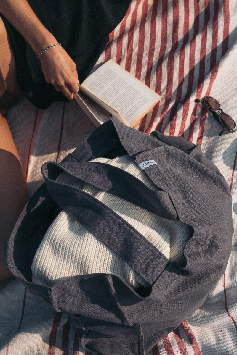SALZWASSER Zero Waste Tasche in Anthrazit für unterwegs und am Strand