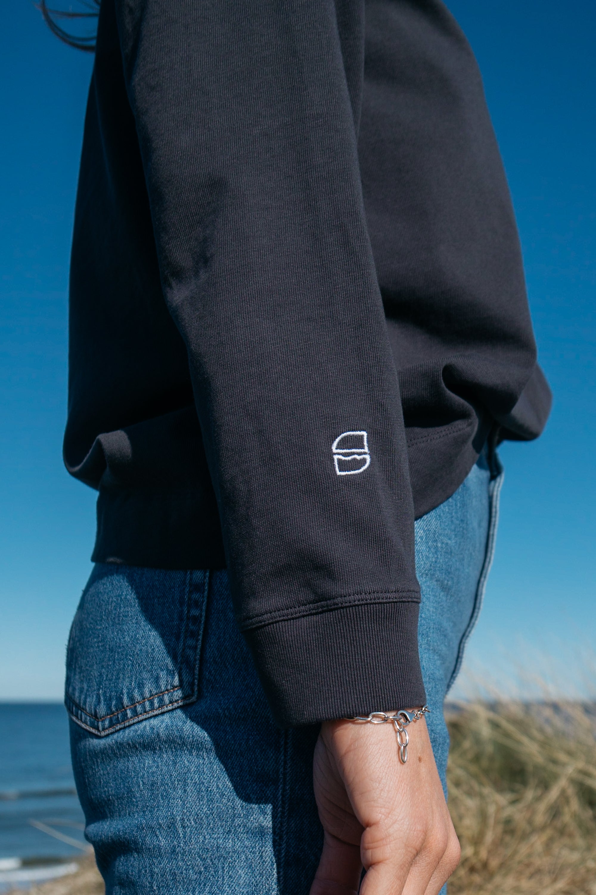 Hochwertiges Polo-Longlseeve für Damen mit dezenter SALZWASSER-Stickerei