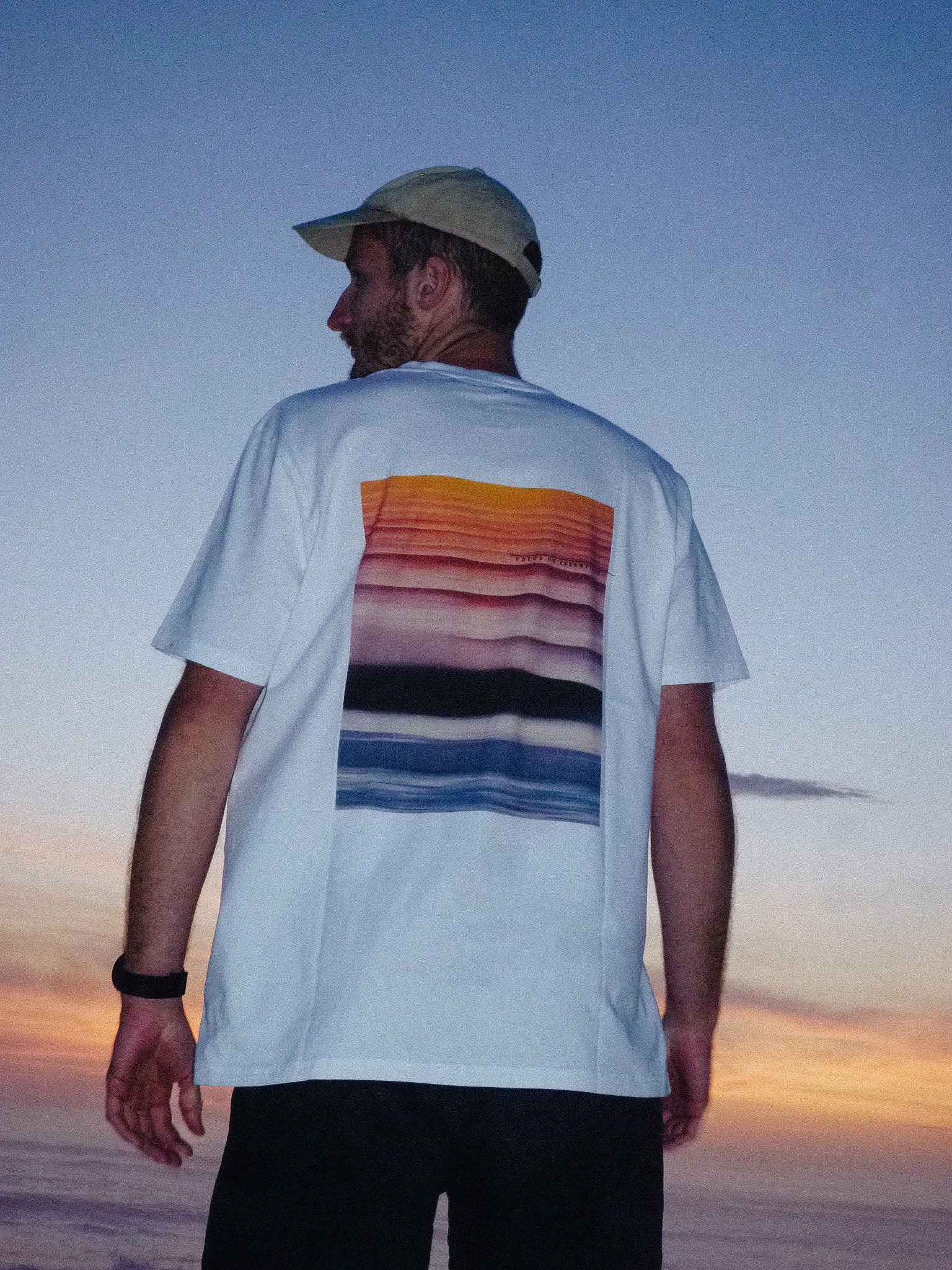 Nur jetzt: T-Shirt Sunset Waves