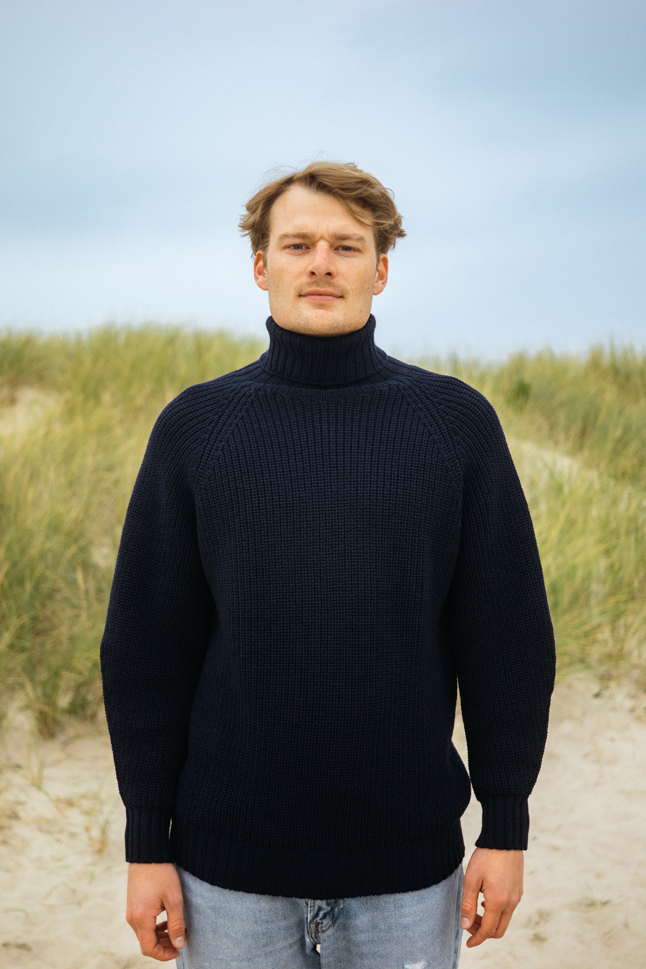 Grobstrick Rollkragenpullover mit Raglan aus Merinowolle von SALZWASSER