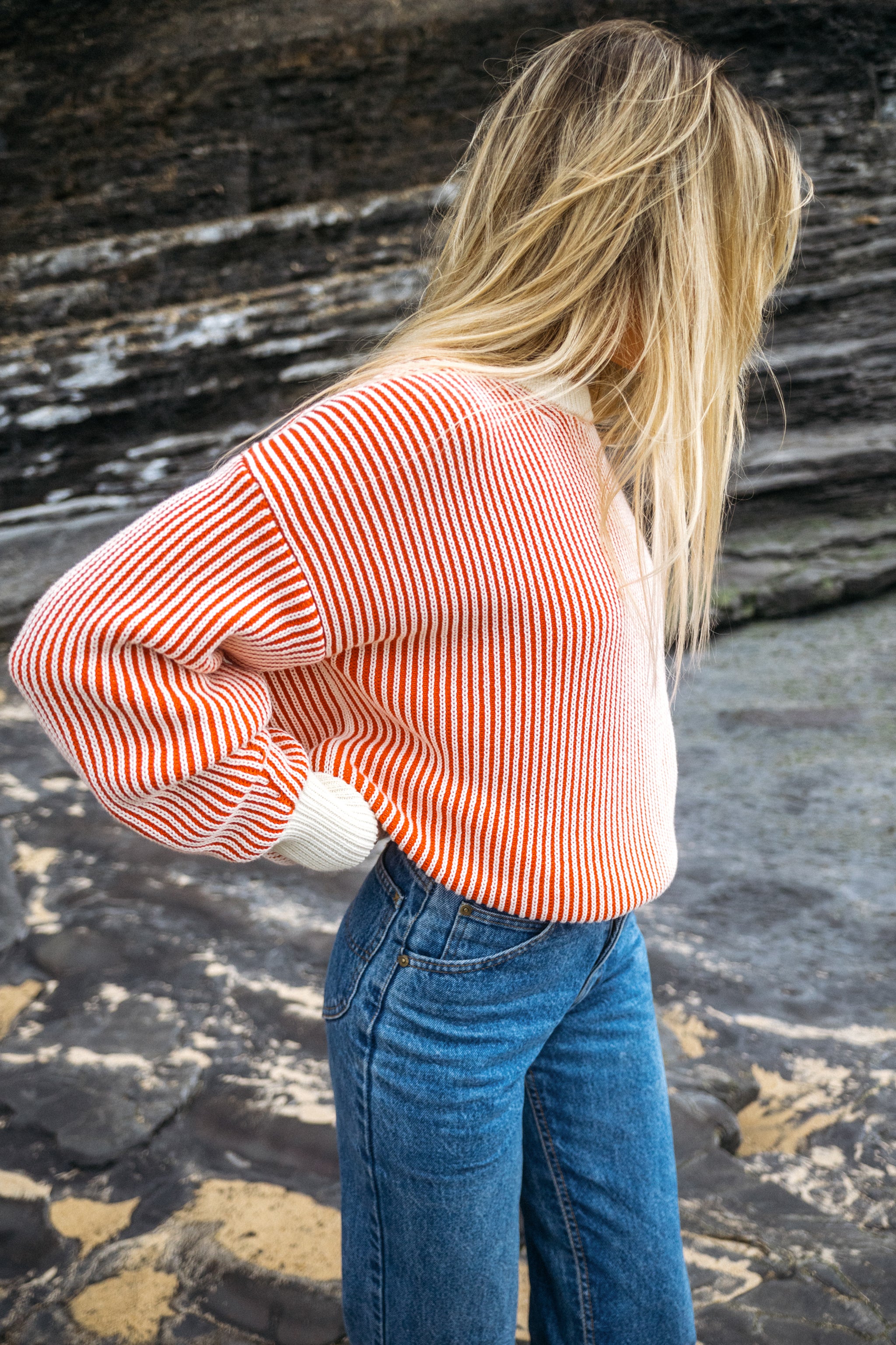 Rot gestreifter Strickpullover aus Bio Baumwolle