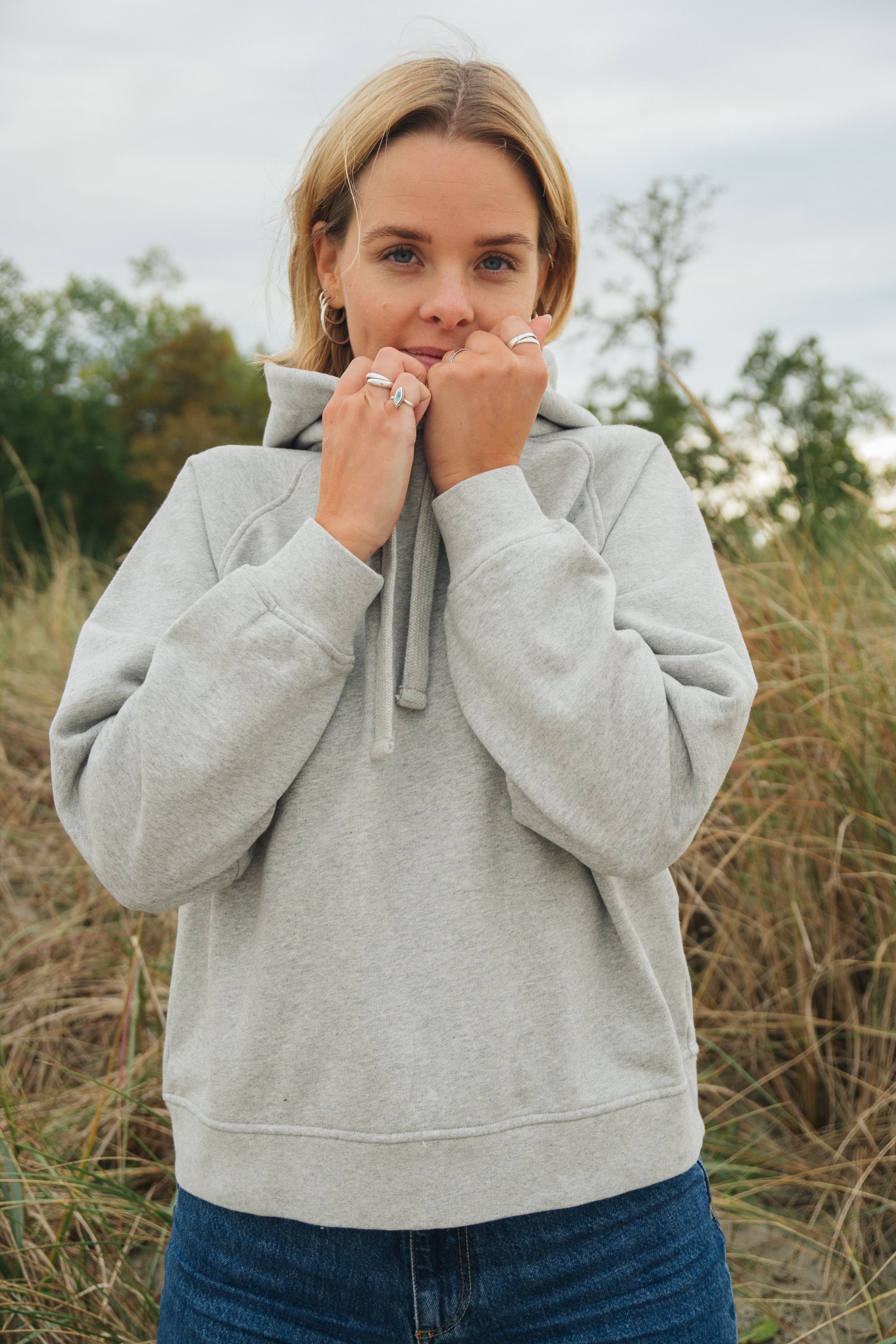 Damen Kapuzenpullover in Hellgrau von SALZWASSER