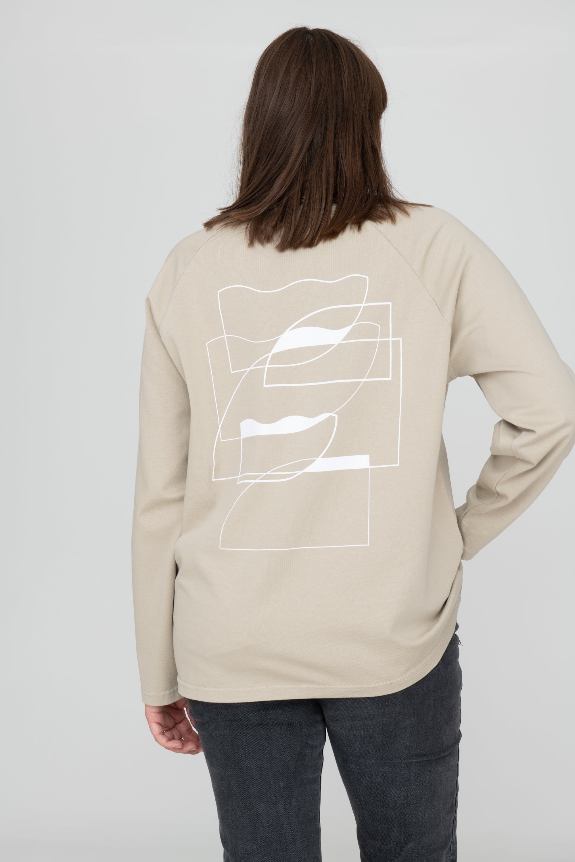 Hochwertiges Langarmshirt aus Bio-Baumwolle von SALZWASSER in Sand _women