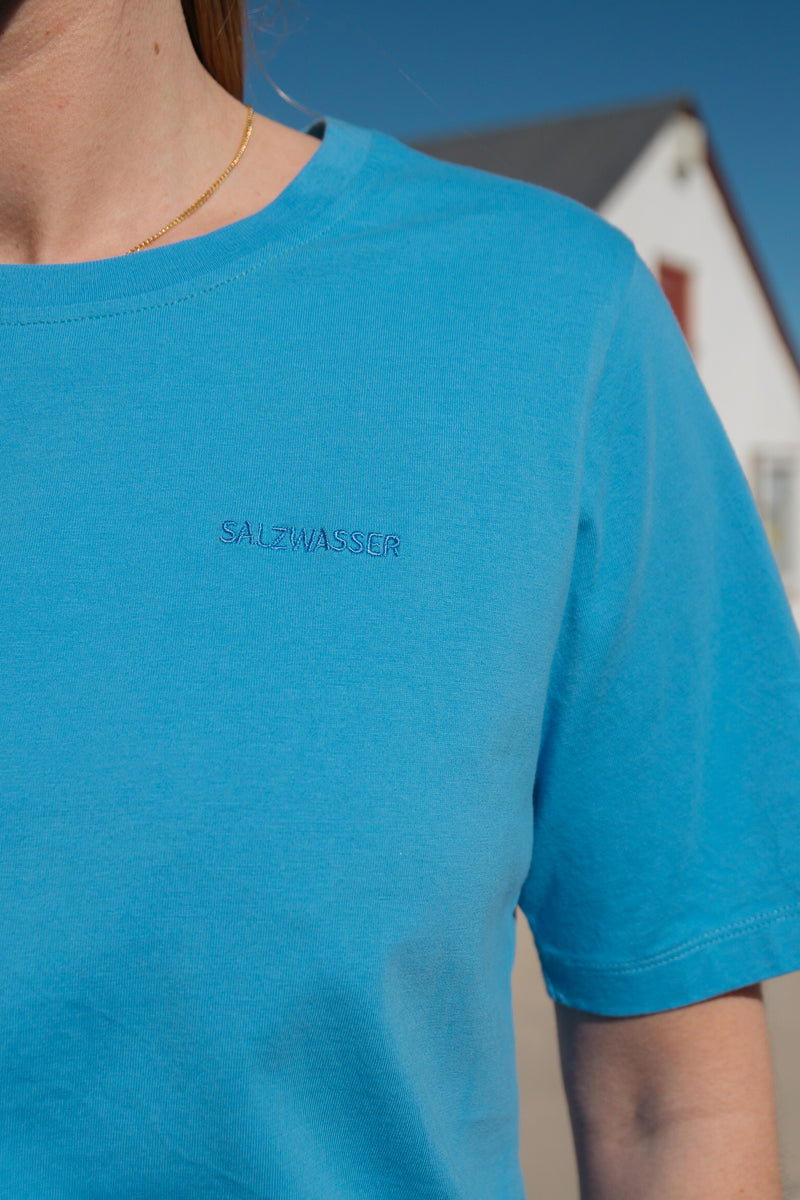 auffallendes T-Shirt in Hellblau bei SALZWASSER zu kaufen
