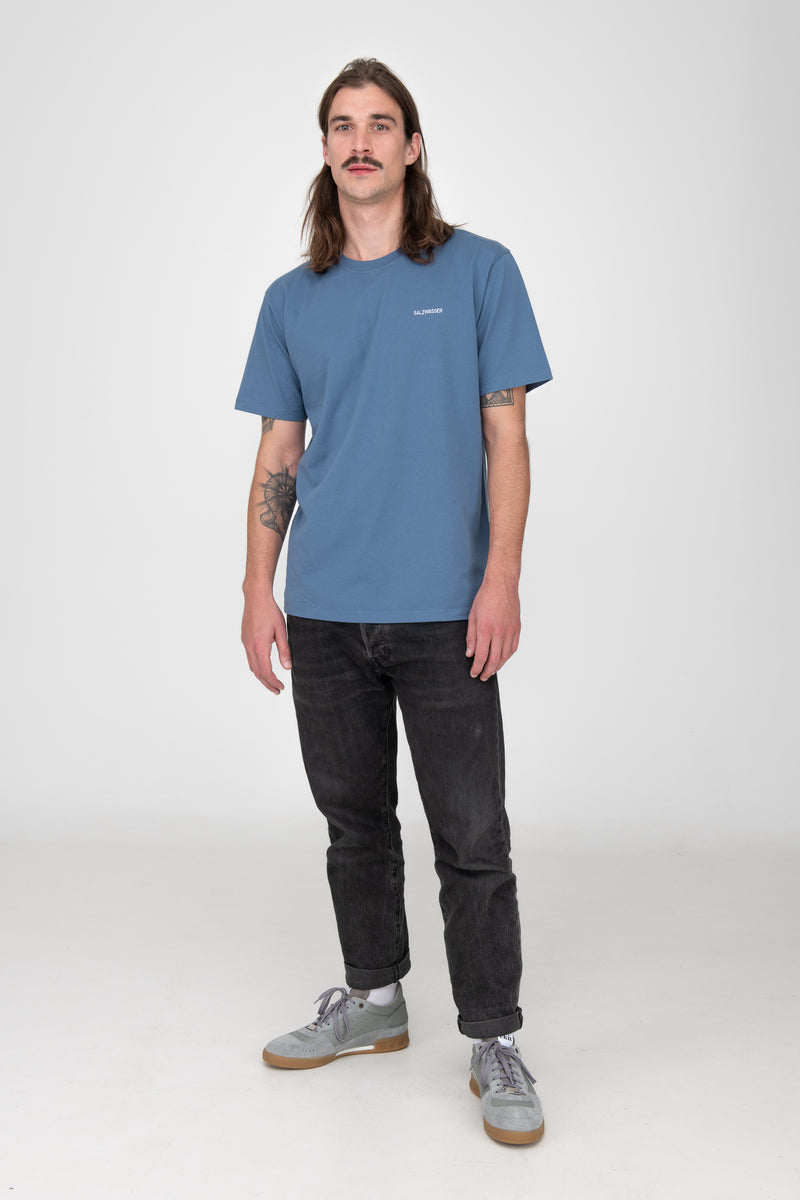 nachhaltiges T-Shirt von SALZWASSER in Indigo Blau als Regular Fit