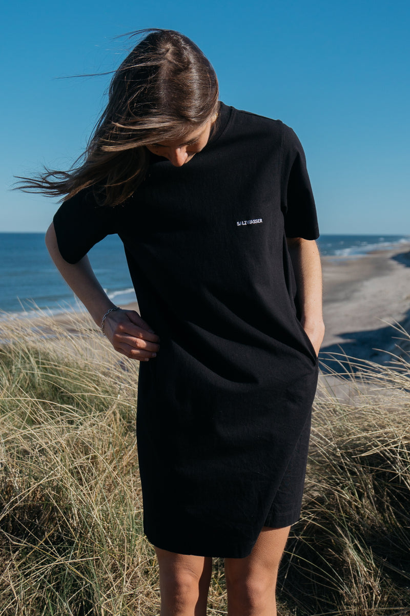 Schlichtes SALZWASSER T-Shirt Kleid aus Bio-Baumwolle in Schwarz